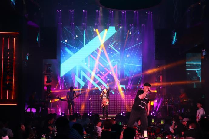 娣卞湷mtlivehouse,mtlivehouse鑱氫細鍦ｅ湴