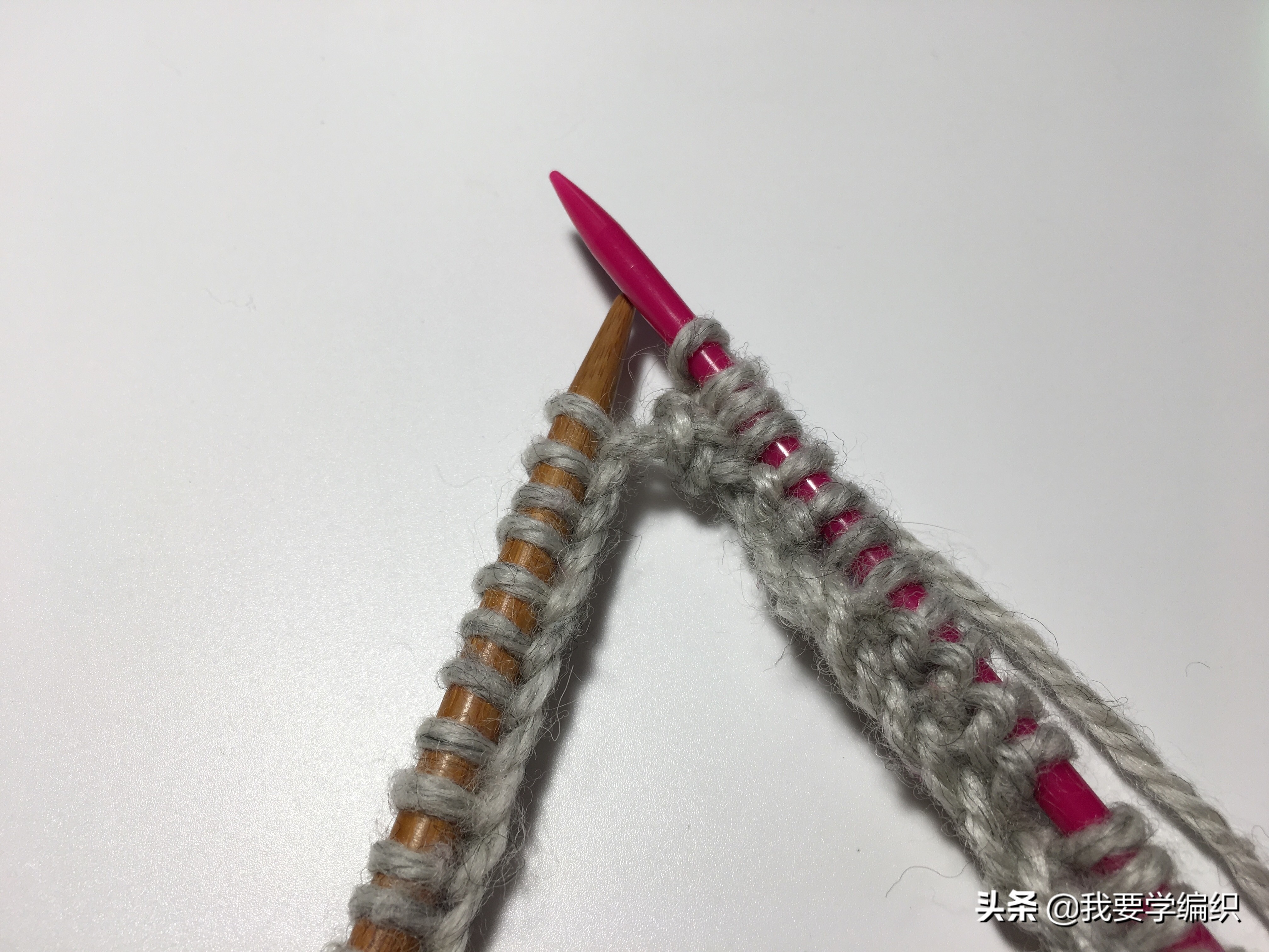 双扭麻花围巾教程,经典麻花围巾教程