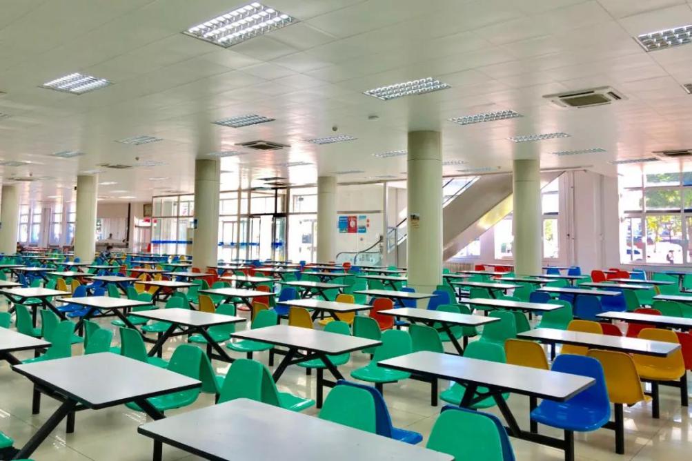 超豪华大学食堂,高颜值的大学餐厅