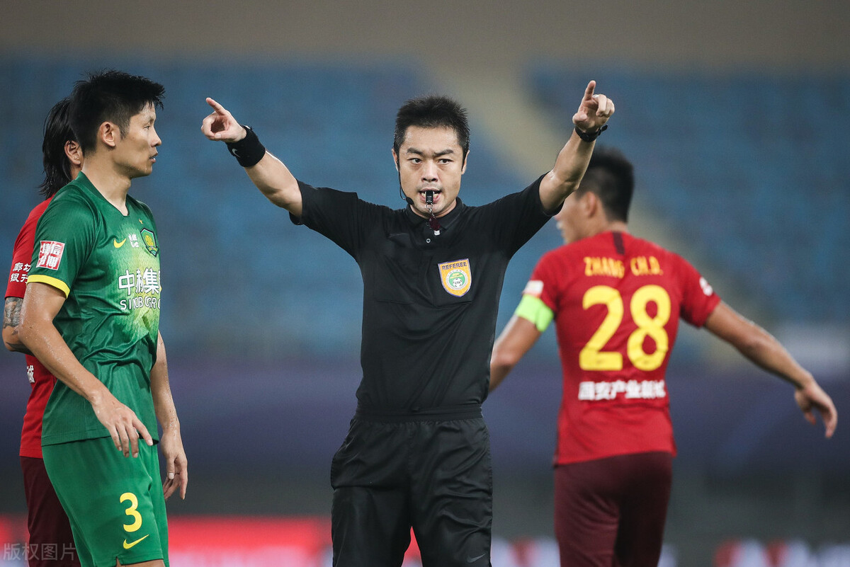 中超名哨被罚完整视频,中超名哨被罚新闻