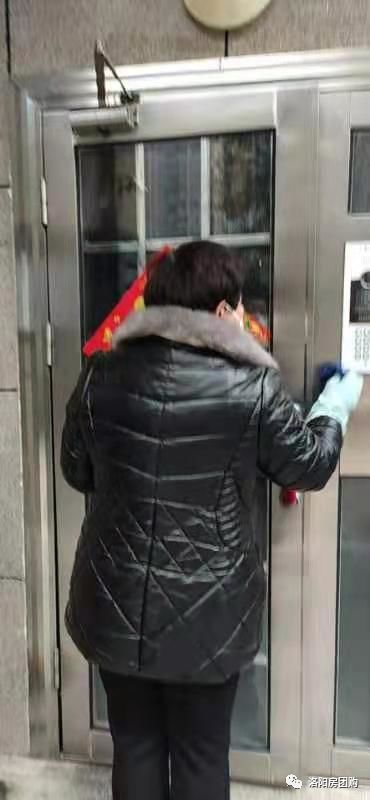 买房要买物业靠谱的小区，看看疫情期间洛阳哪些物业做的好