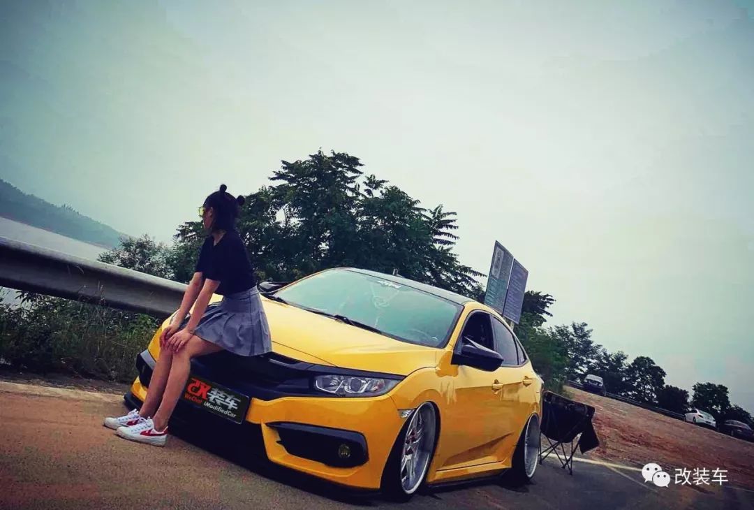 第10代思域亮点,战斗气息的10代思域