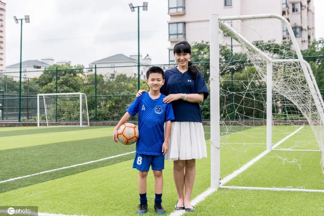 韦世豪试训阿贾克斯,幸运星足球小将