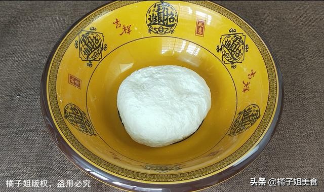 大厨教你一招做面条,半斤面粉面条怎么做有劲道