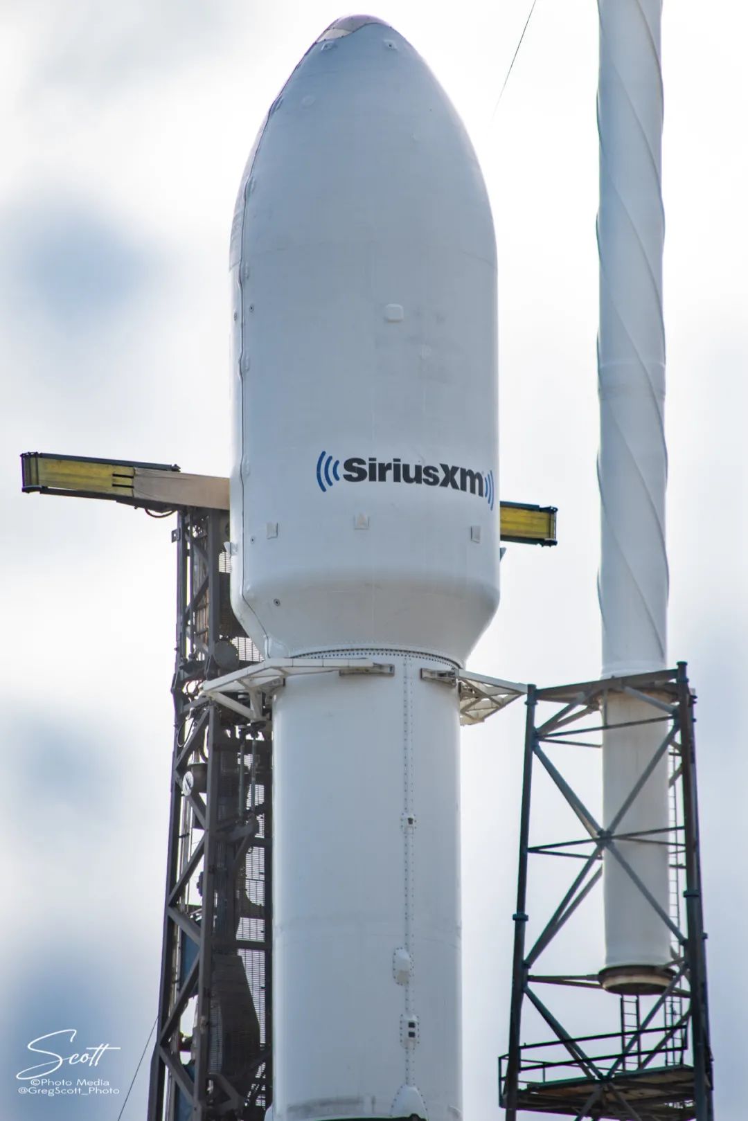 spacex整流罩完整版,spacex告别第二枚火箭