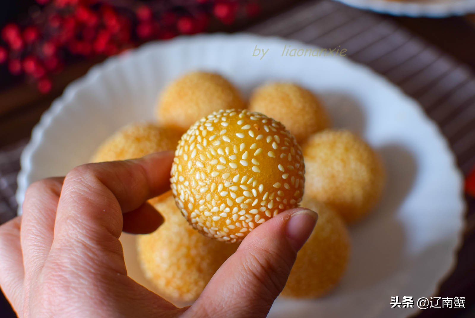 过年炸麻团，注意这3点，表皮不开裂出锅不变软，焦焦脆脆特好吃