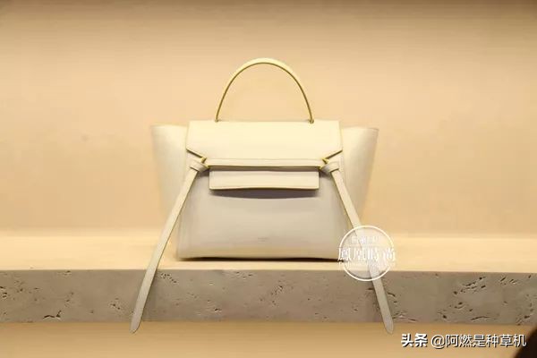 celine鲶鱼包nano与pico对比,celine鲶鱼包nano磁扣