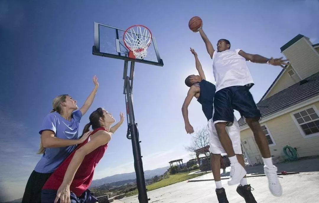 胯骨疼站立时间长了麻,胯骨痛走路都疼怎么回事