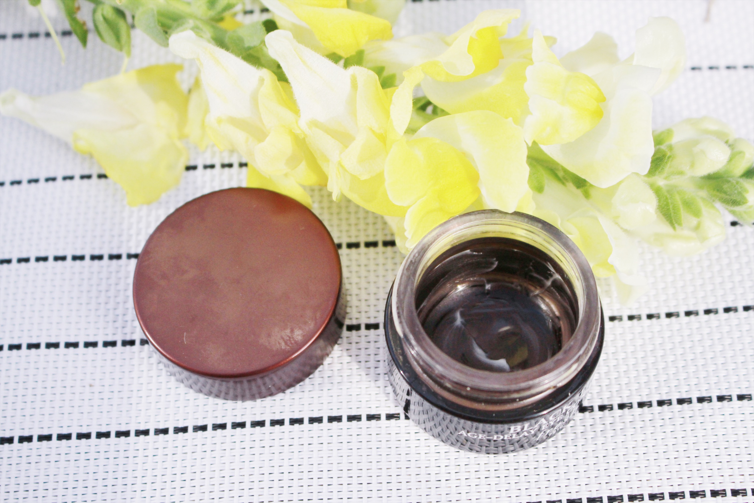 用完这些护肤品，才知道不看宣传看效果！--molly的3月空瓶测评