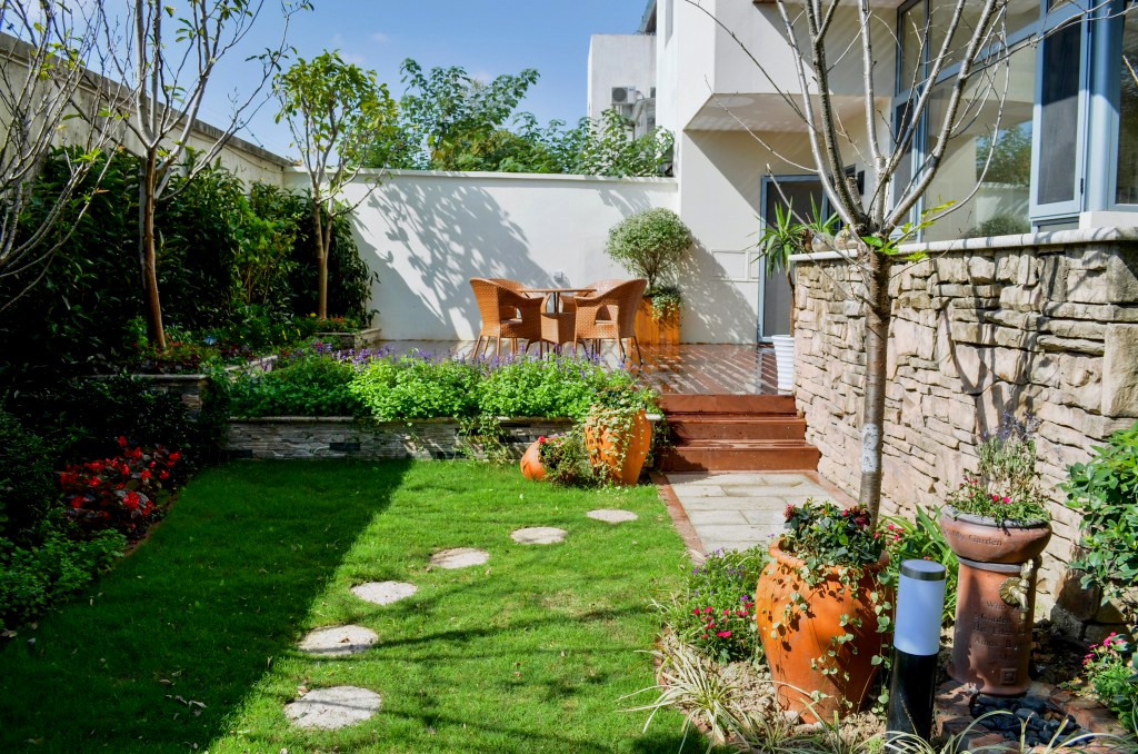 省钱又好看的100平庭院设计,别墅庭院宽8米长11米庭院设计