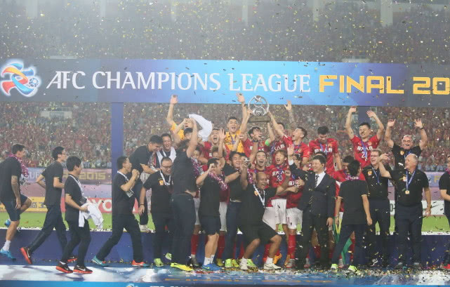 白国华恒大,白国华谈香港足球