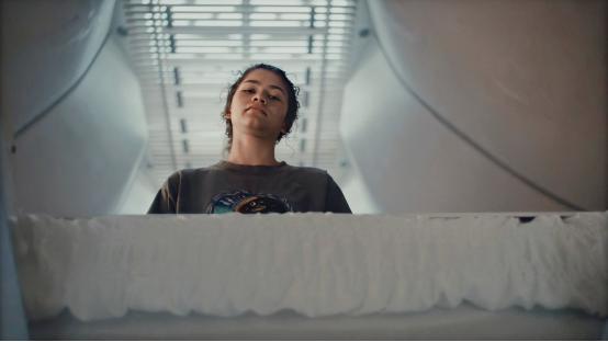 无论她是不是迪士尼的小公主，她的衣柜真是让人羡慕，太时髦了