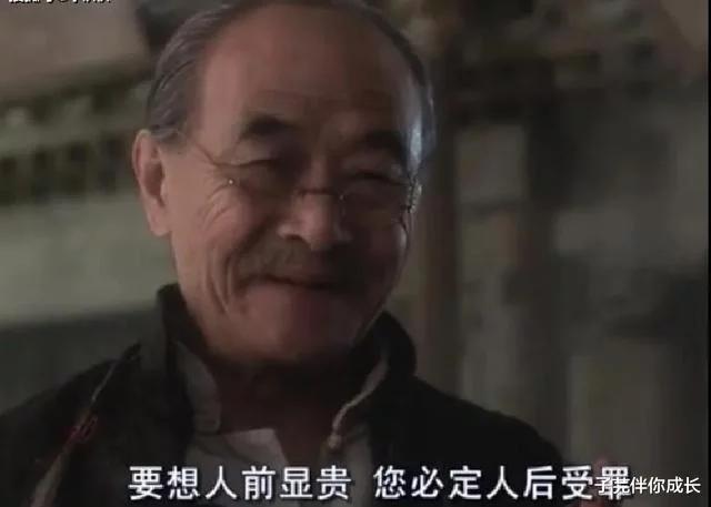 想靠摆地摊一年挣50万真的很难吗,90后男子摆地摊两个月赚7万