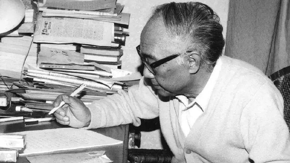 汪曾祺人生感悟,面对苦难坦然接受