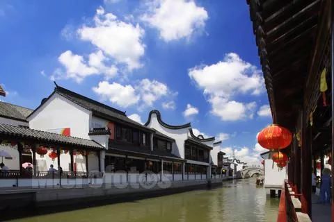 上海景点交通攻略,上海公交车旅游攻略