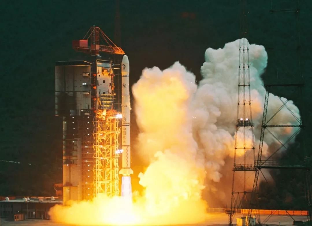 嫦娥奔月跟什么日子有关系,嫦娥的一天是怎么度过的