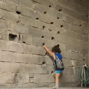 拥有6块腹肌的5岁孩子，人送外号“小泰山”！成年人都要跪了……