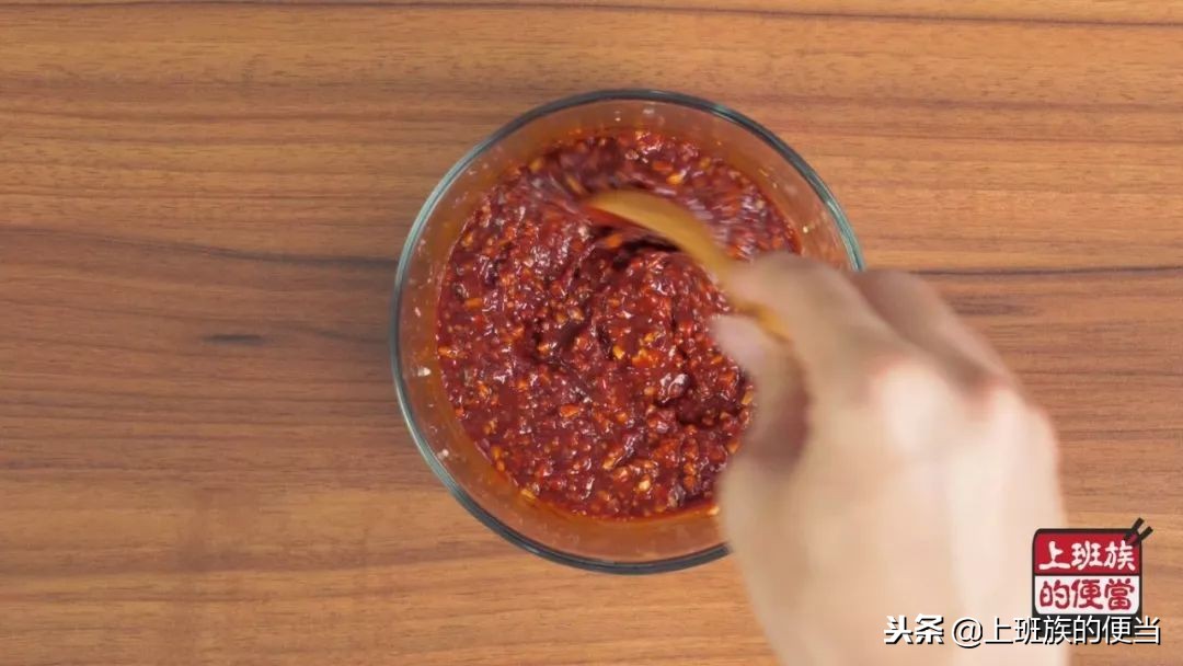 外焦里嫩的烤鸡怎么做,烤箱烤鸡怎么做到外焦里嫩