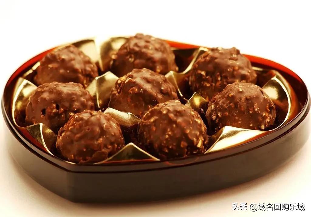 怎么分辨品牌巧克力费列罗,真假费列罗进口巧克力