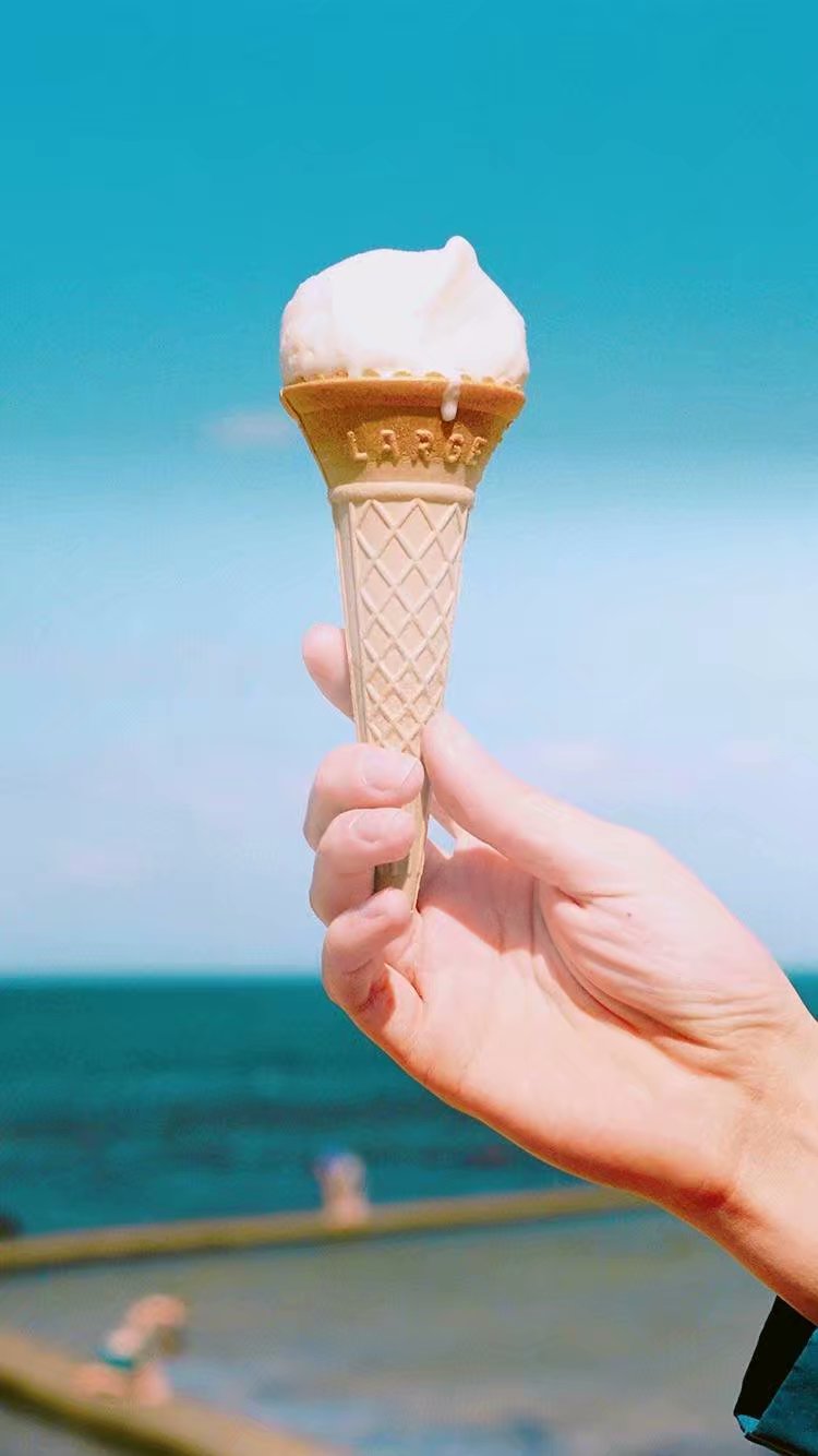 男生的腰为什么不可以随便乱碰,为什么女生的腰不让男朋友搂