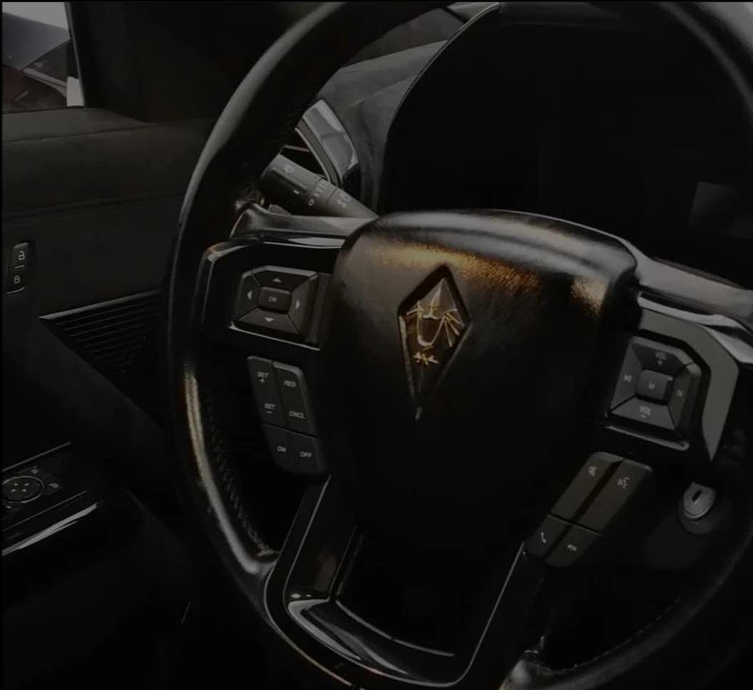 卡尔曼国王suv哪个公司,1200万阿尔特卡尔曼豪华suv