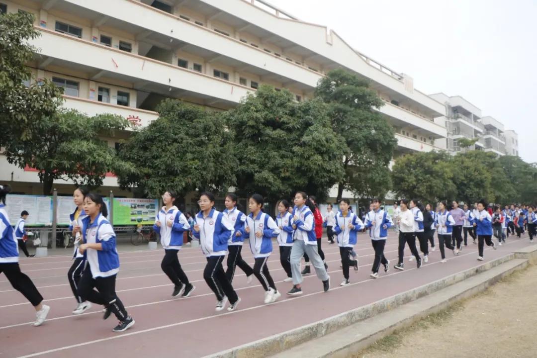 港北一中地图位置,港北一中能寄信吗