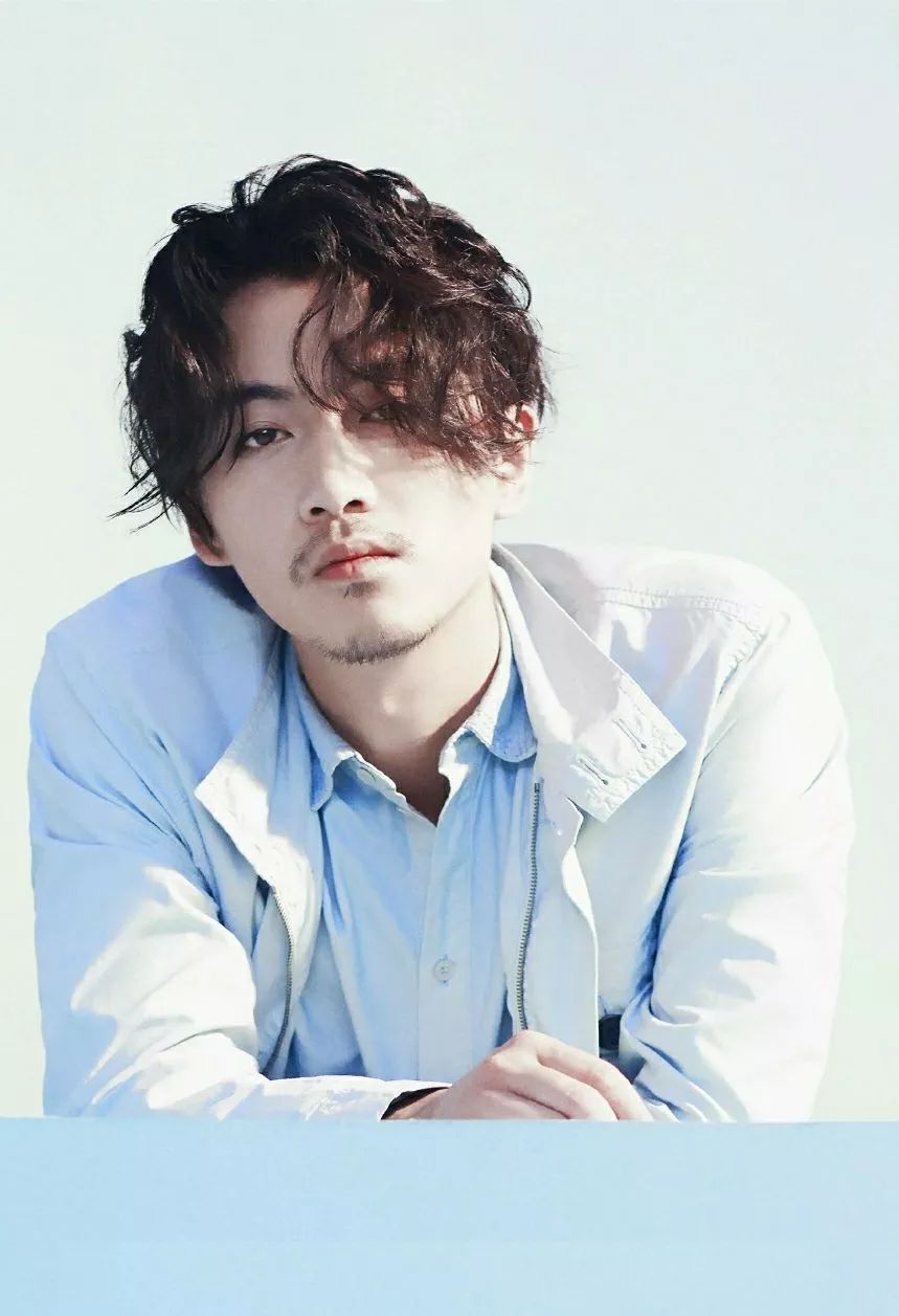 扒叔爆料李现杨紫,tfboys对杨紫的评价