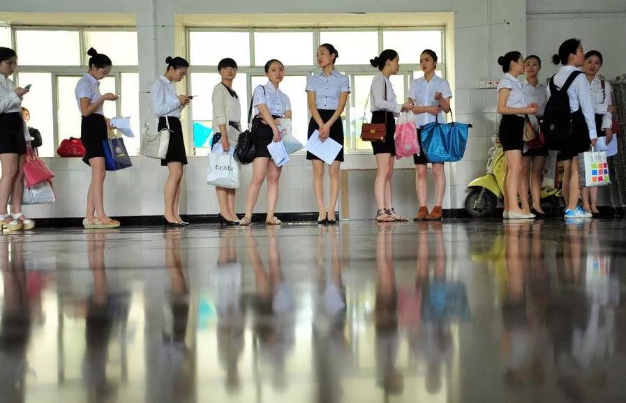 空姐体检是男人检查吗,空姐每年都要体检吗