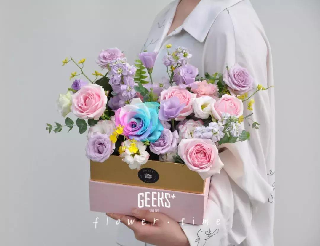 tf口红免费送,鲜花盛宴