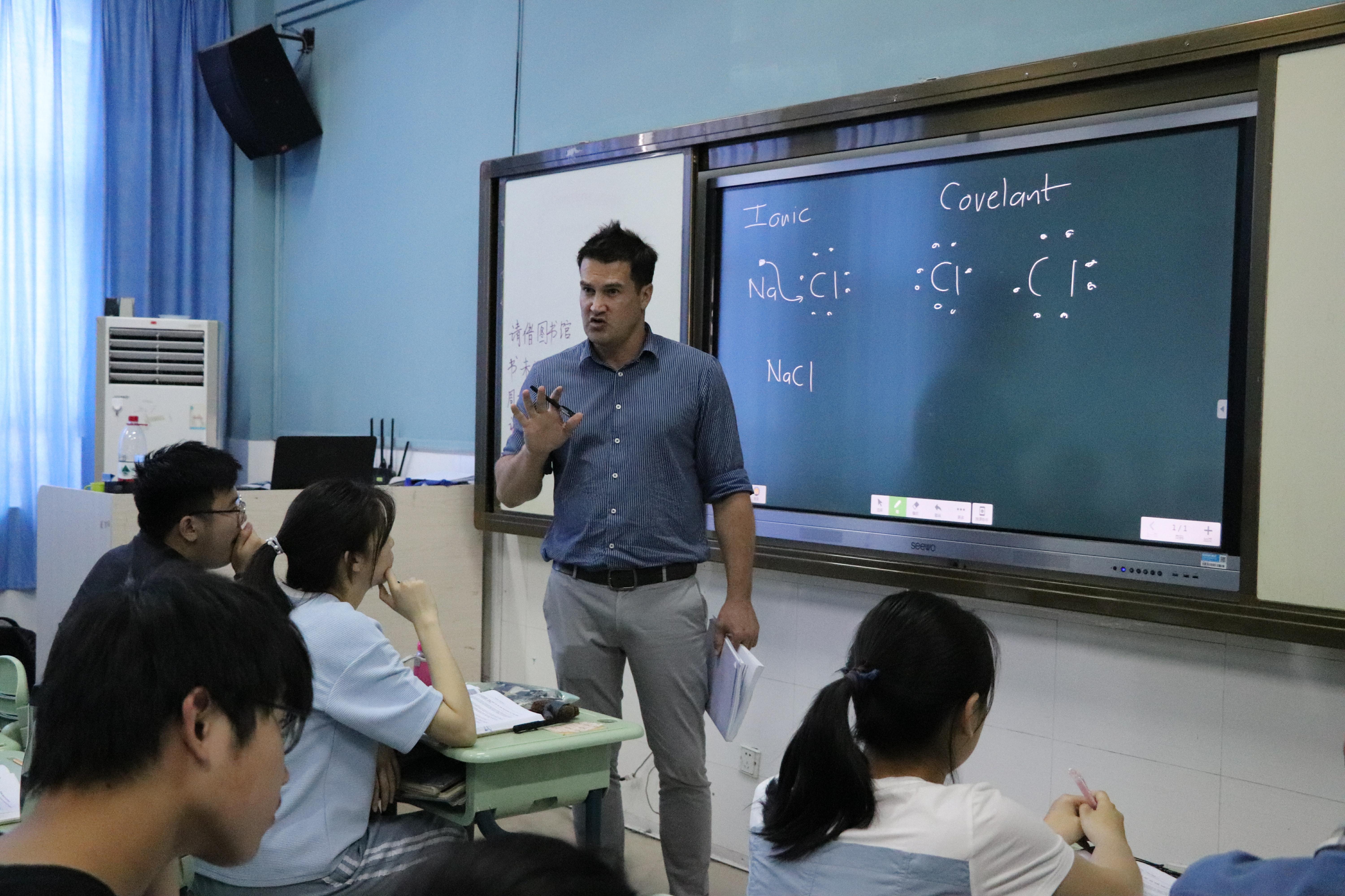 合肥一中加拿大高中夏令营,合肥一中加拿大高中招生简章