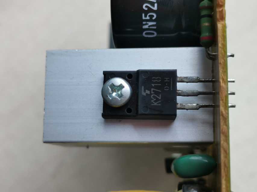 epson打印机电源开关在哪里,epson打印机电源键一直闪烁