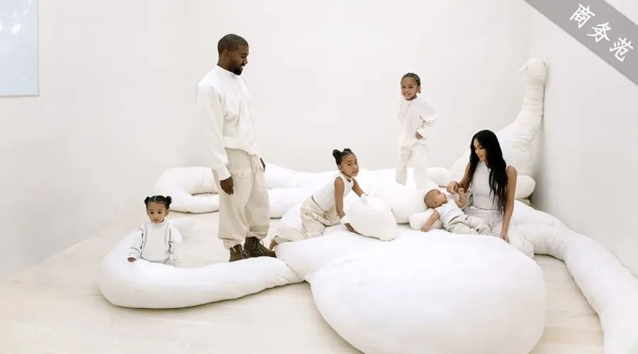 金卡戴珊家族豪宅风格,金卡戴珊豪华豪宅