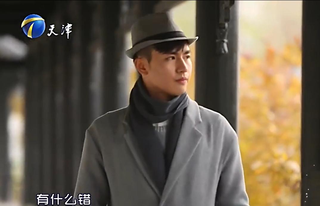 帅气男抛下女友,轮流和十多个爱慕者吃饭:她们只是我的普通朋友