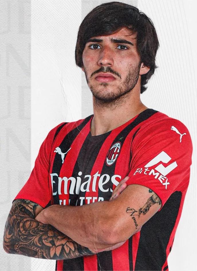 米兰之花再次绽放，罗森内里长久的等待——本赛季AC米兰阵容巡礼