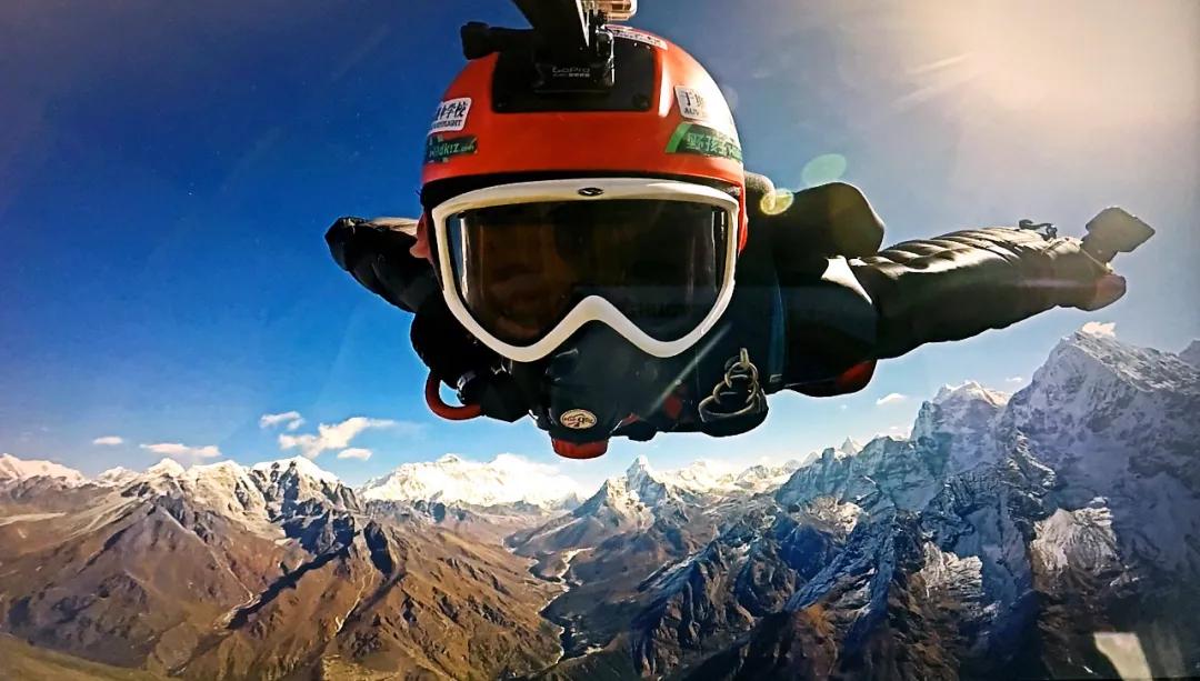 带你了解翼装飞行,翼装飞行为什么还能由低而高