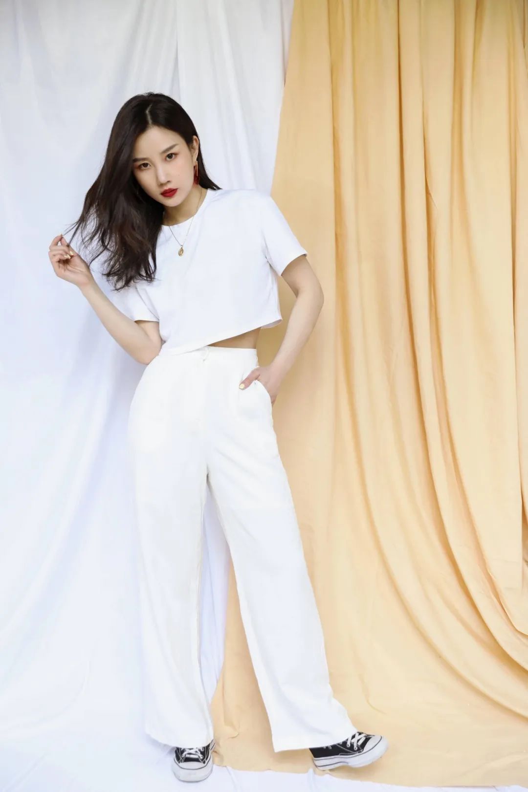 胯宽腿粗腿不直裤子推荐,腿不直胯宽穿什么裤子好看