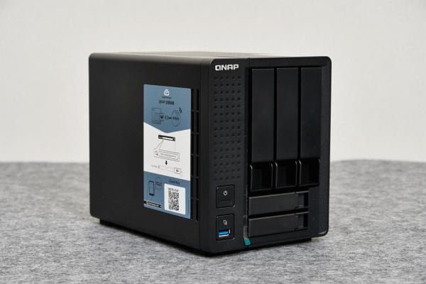 威联通qnapts-231测评,qnap威联通双万兆nasts532x拆解