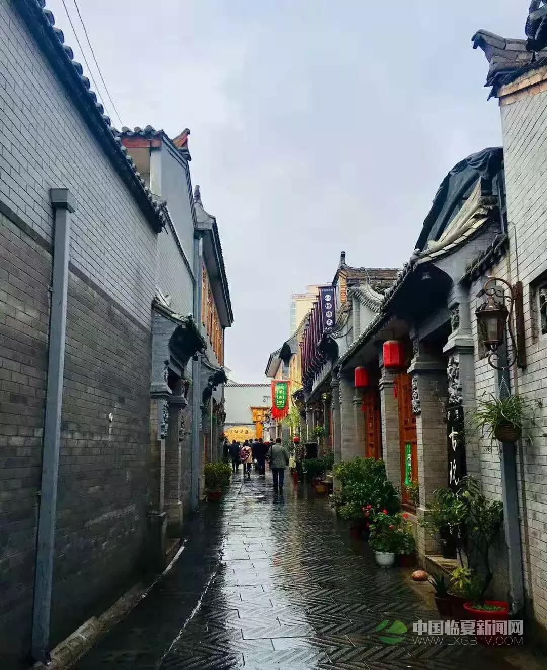 临夏八坊十三巷扩建沙尕塄巷,甘肃临夏市八坊十三巷夜景