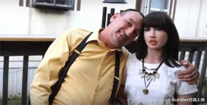 娃圈隐秘：*体娃实**娃背后的情感羁绊，成年人世界的孤独