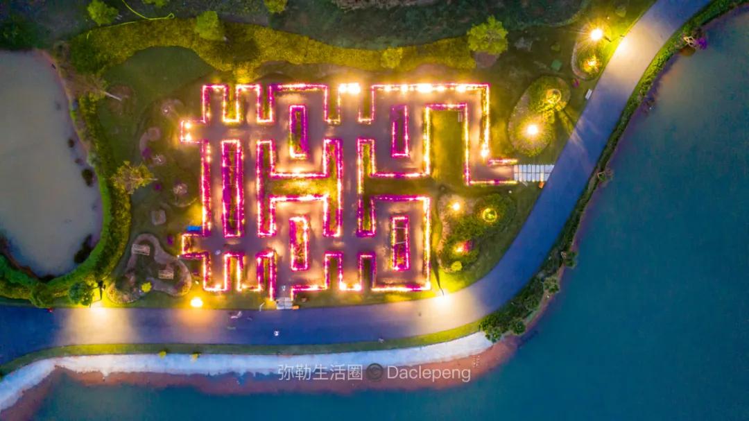 云南最美小镇图片,云南太平湖森林公园花海