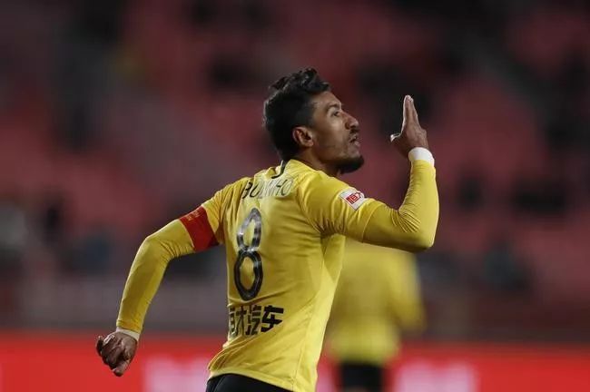 申花惨败上港2018,申花遭遇1:4惨败