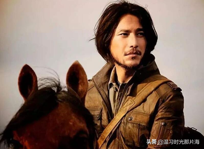 赵薇的男闺蜜是谁,赵薇和男友唱歌