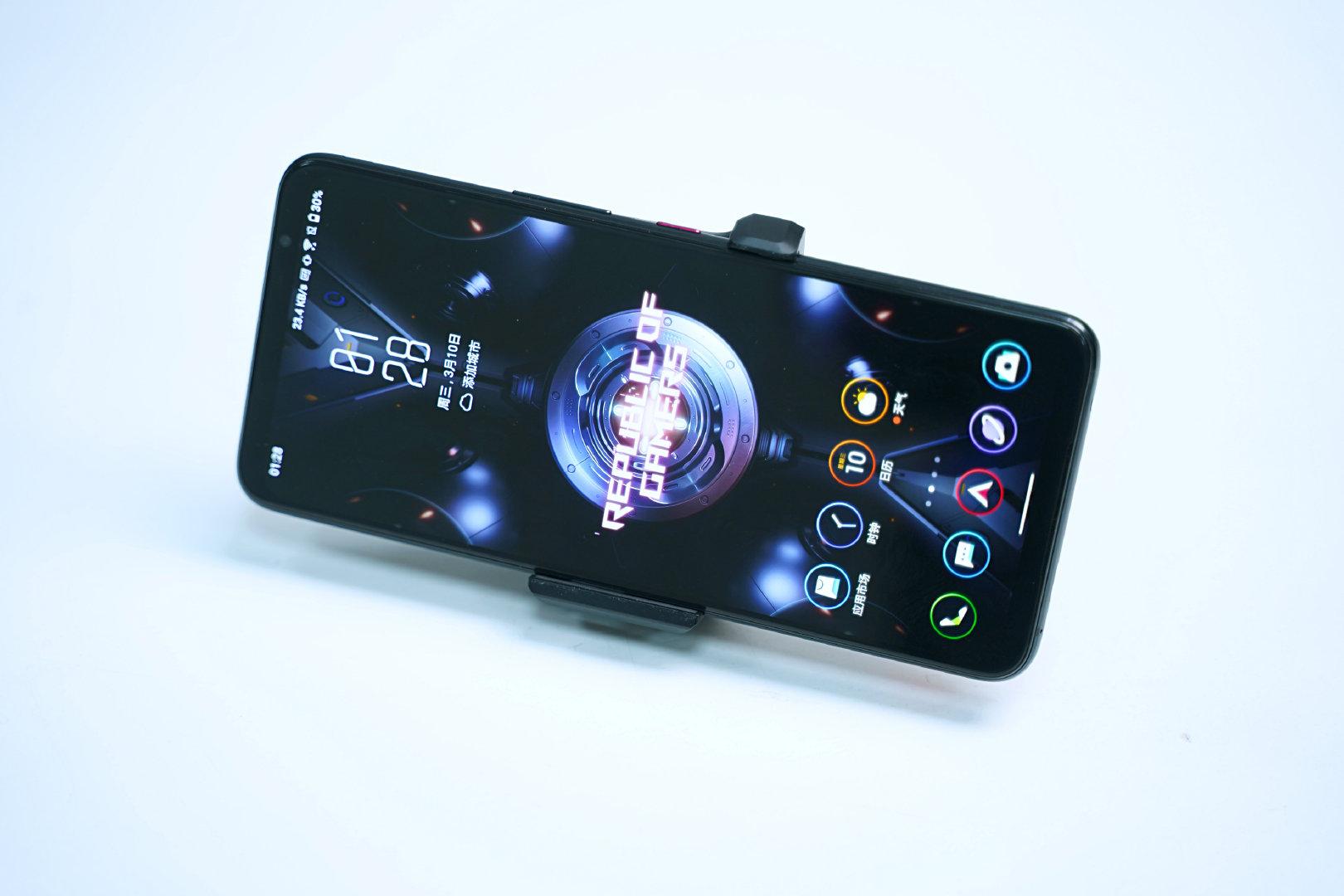 rog游戏手机5吃鸡测评,rog游戏手机5有什么黑科技