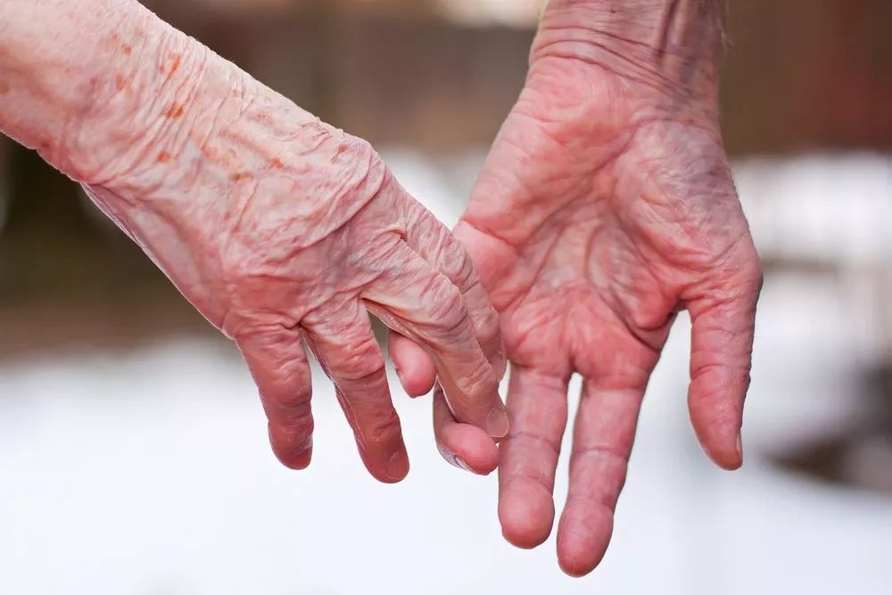 中国老年人*生活性**真相