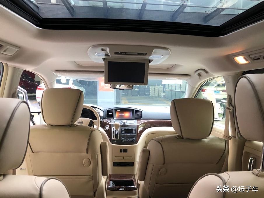 日产高端mpv贵士,日产贵士2011款3.5自动quest