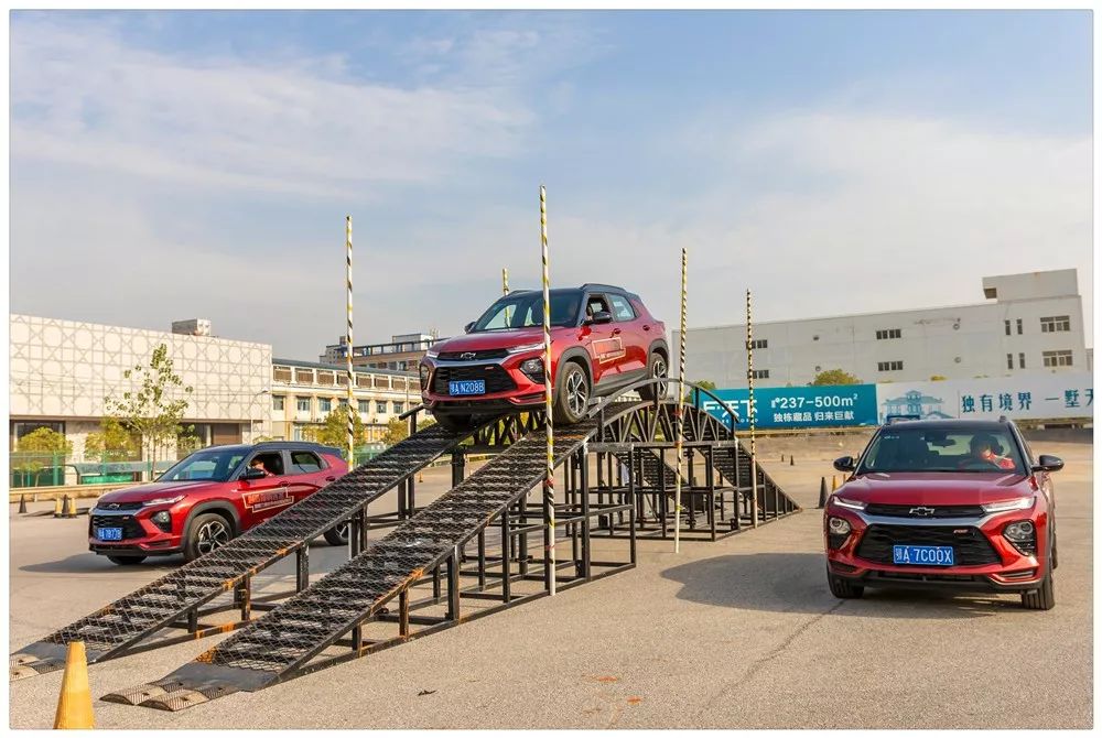 该出手时就出手风风火火,该出手时就出手行书