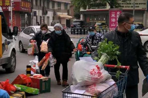 白袍法官护你平安,人民陪审员白袍法官