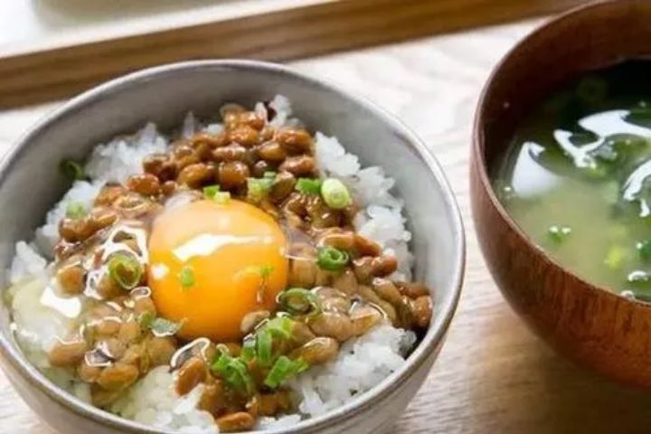 螺蛳粉闻臭师每天都做什么,螺蛳粉验臭师