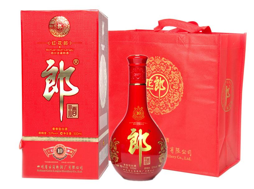 婚礼全场戴红围巾有什么讲究,婚礼喝什么酒比较合适