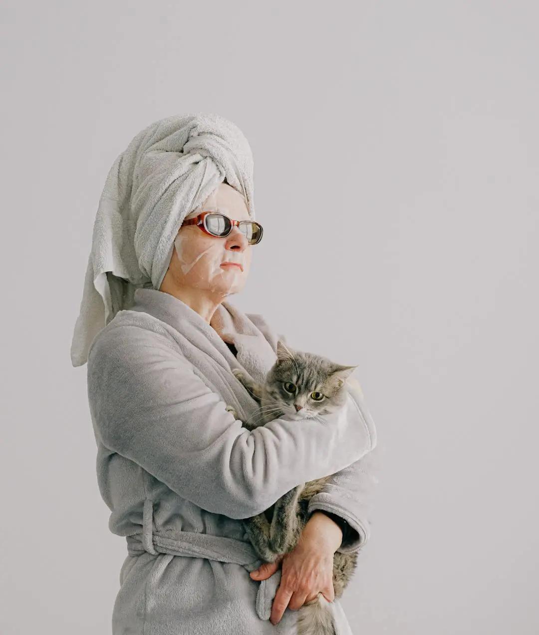 化妆品使用的先后顺序排列,化妆品精华液的正确使用顺序